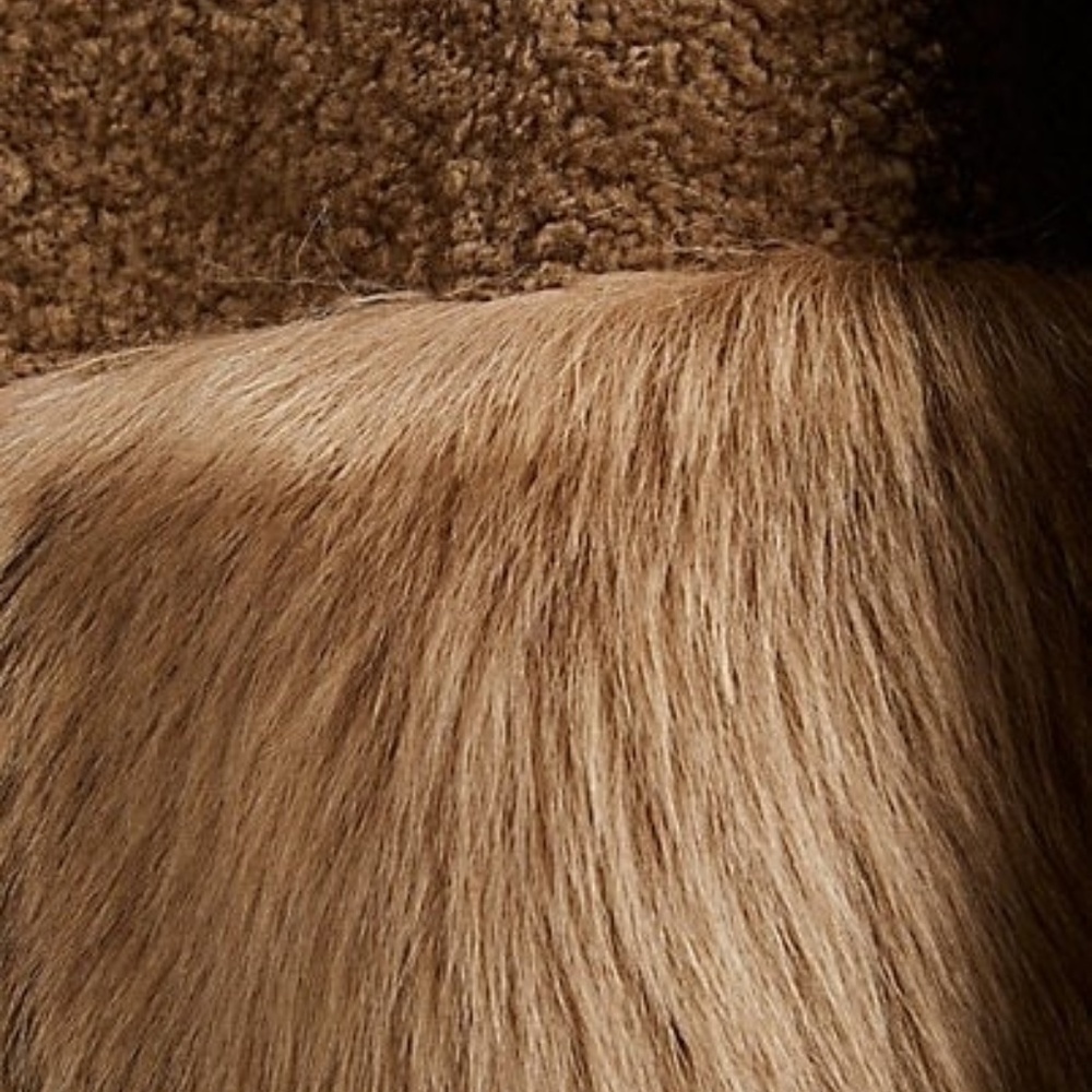 Fur Coat - Picture 4 of 4